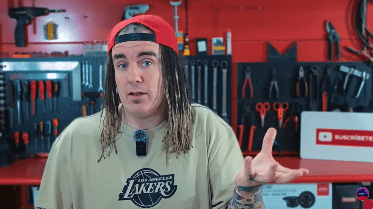 ⚡ Camper Power Explained: LiFePO₄ Batteries vs Power Stations — Which Truly Wins for Vanlife?